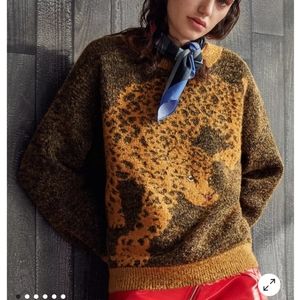 Urban Outfitters Leopard Crew Sweater sz S